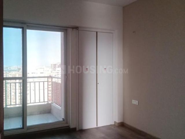 3 BHK Apartment in Sector 75 for resale Noida. The reference number is 20667654