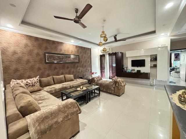 3 BHK Apartment in Sector 75 for resale Noida. The reference number is 20684226