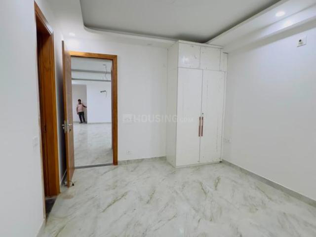 3 BHK Apartment in Sector 75 for resale Noida. The reference number is 20933607