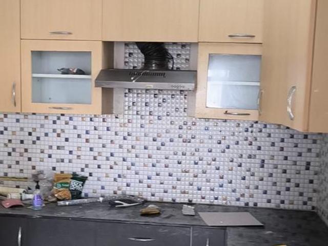 3 BHK Apartment in Sector 75 for resale Noida. The reference number is 20048368