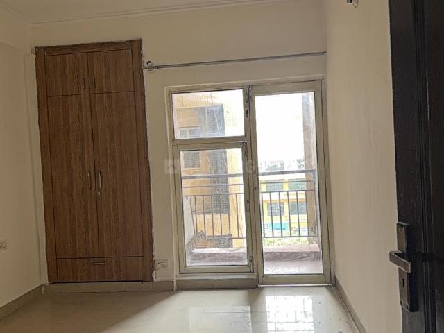 3 BHK Apartment in Sector 75 for resale Noida. The reference number is 20158056