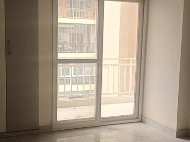 3 BHK Apartment in Sector 76 for rent Noida. The reference number is 19565817