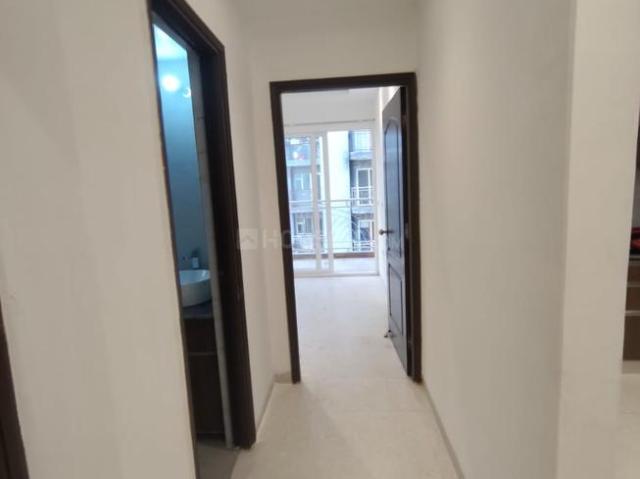 3 BHK Apartment in Sector 76 for rent Noida. The reference number is 19929196