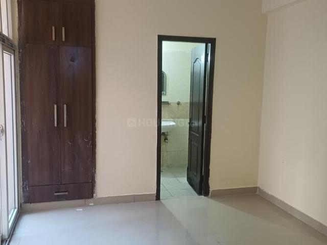 3 BHK Apartment in Sector 76 for rent Noida. The reference number is 20028543