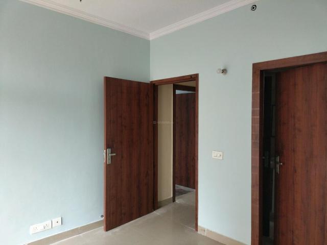 3 BHK Apartment in Sector 76 for rent Noida. The reference number is 20030055
