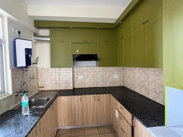 3 BHK Apartment in Sector 76 for rent Noida. The reference number is 20052053