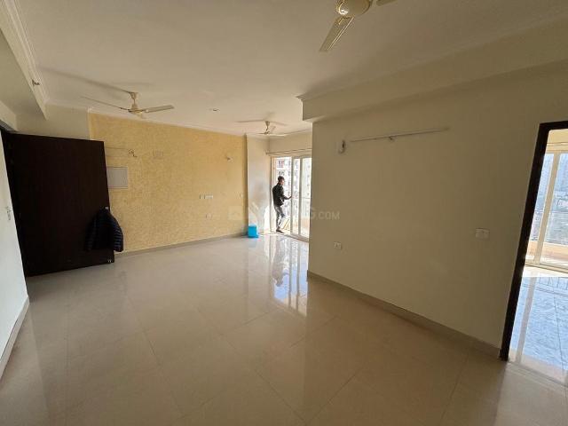 3 BHK Apartment in Sector 76 for rent Noida. The reference number is 20092779