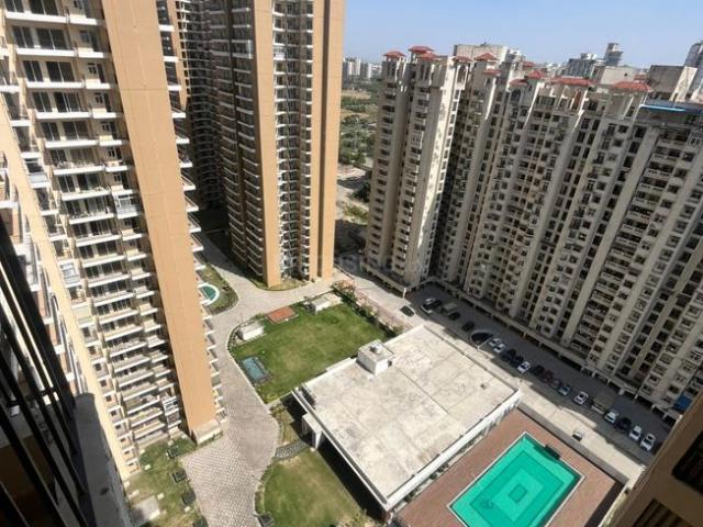 3 BHK Apartment in Sector 76 for rent Noida. The reference number is 20146233