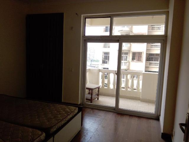 3 BHK Apartment in Sector 76 for rent Noida. The reference number is 20583666