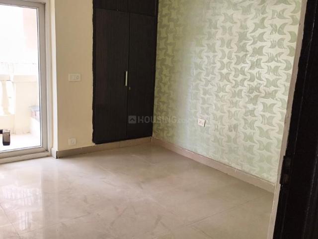 3 BHK Apartment in Sector 76 for rent Noida. The reference number is 20614558