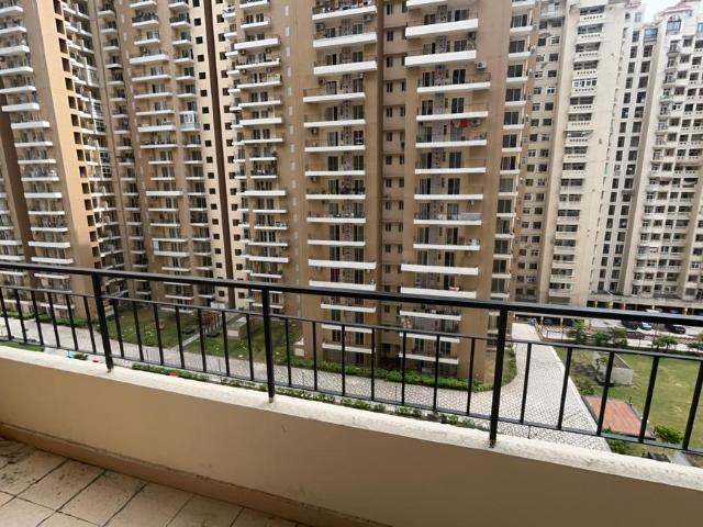 3 BHK Apartment in Sector 76 for rent Noida. The reference number is 20744277