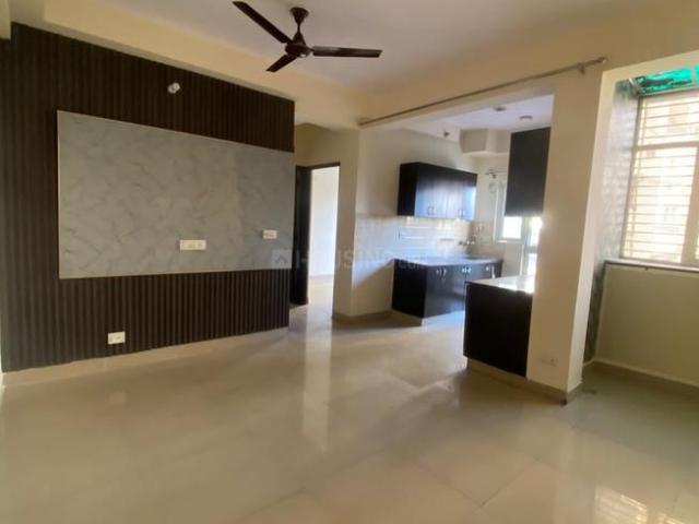 3 BHK Apartment in Sector 76 for resale Noida. The reference number is 16633640