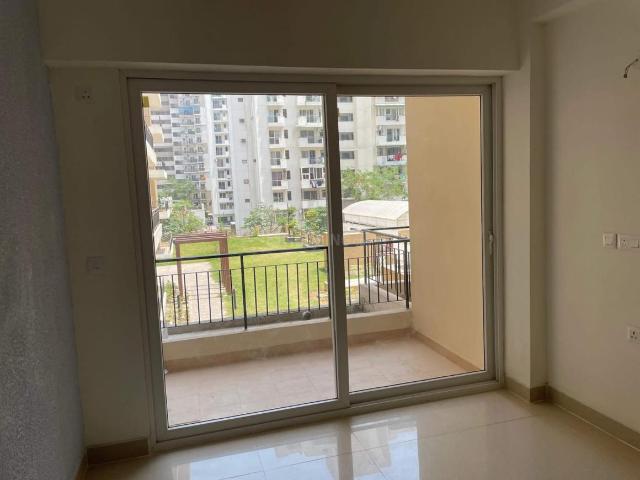 3 BHK Apartment in Sector 76 for resale Noida. The reference number is 17678779