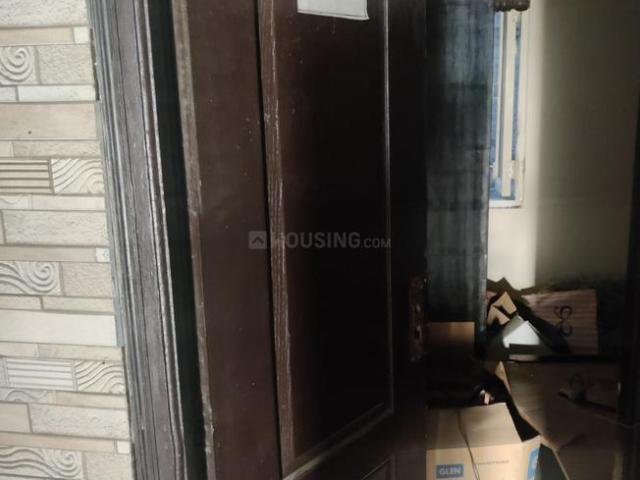 3 BHK Apartment in Sector 76 for resale Noida. The reference number is 17030227