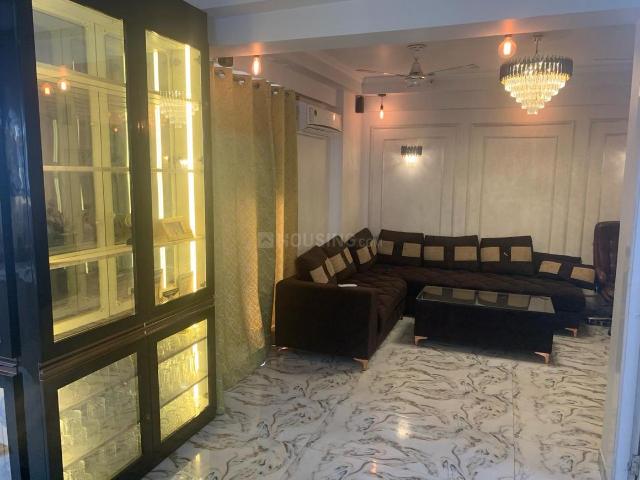3 BHK Apartment in Sector 76 for resale Noida. The reference number is 19819201