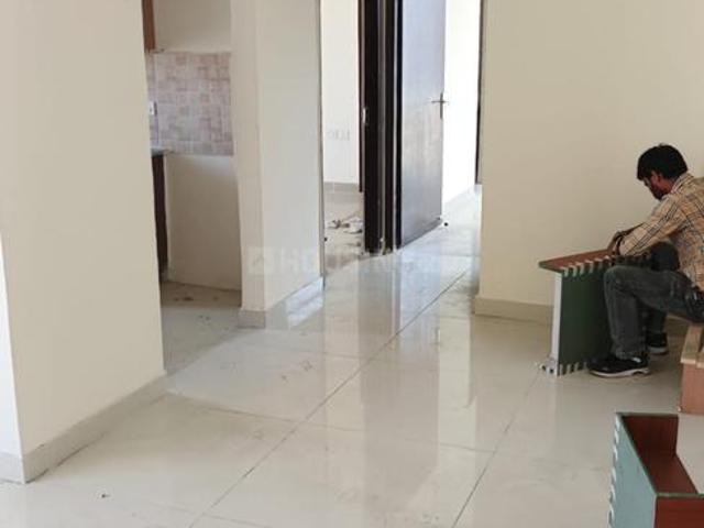 3 BHK Apartment in Sector 76 for resale Noida. The reference number is 19978732