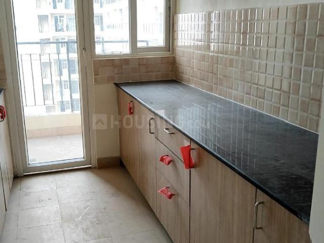 3 BHK Apartment in Sector 76 for resale Noida. The reference number is 19197924