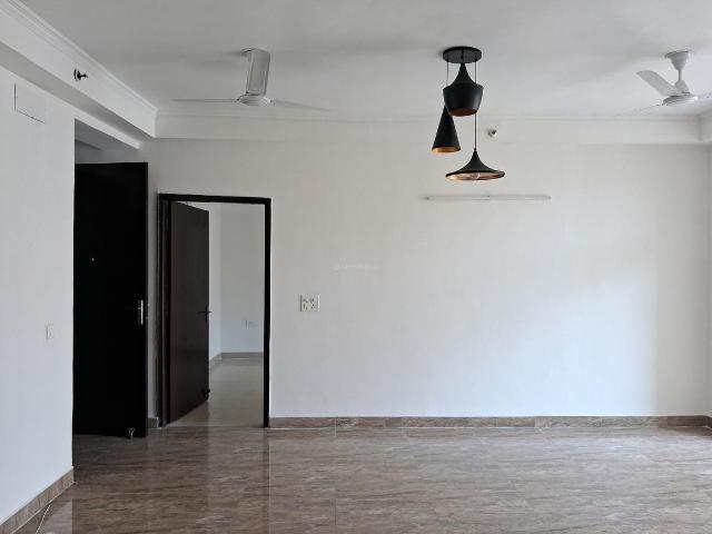 3 BHK Apartment in Sector 76 for resale Noida. The reference number is 19379052