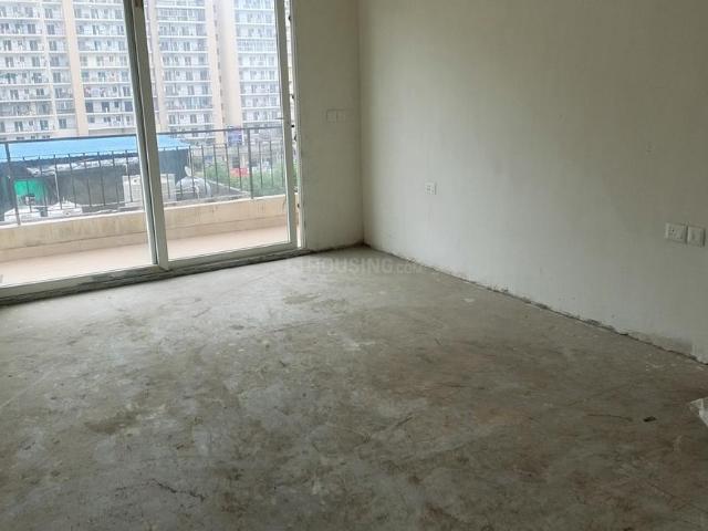 3 BHK Apartment in Sector 76 for resale Noida. The reference number is 20649902