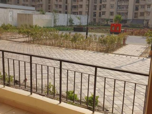 3 BHK Apartment in Sector 76 for resale Noida. The reference number is 20735923
