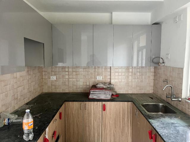 3 BHK Apartment in Sector 76 for resale Noida. The reference number is 20828302