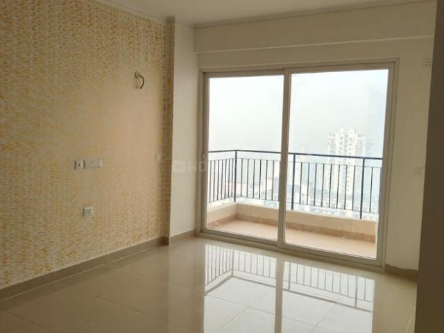 3 BHK Apartment in Sector 76 for resale Noida. The reference number is 20012394