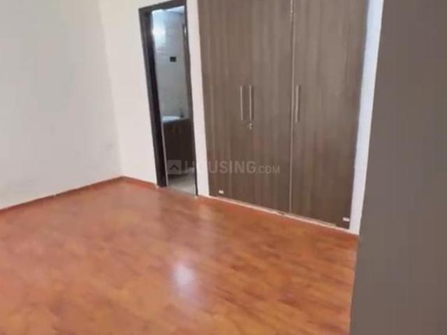 3 BHK Apartment in Sector 76 for resale Noida. The reference number is 20032911