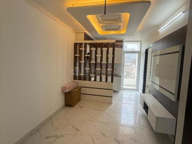 3 BHK Apartment in Sector 76 for resale Noida. The reference number is 20055109
