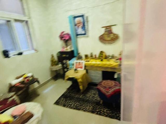 3 BHK Apartment in Sector 76 for resale Noida. The reference number is 20170605