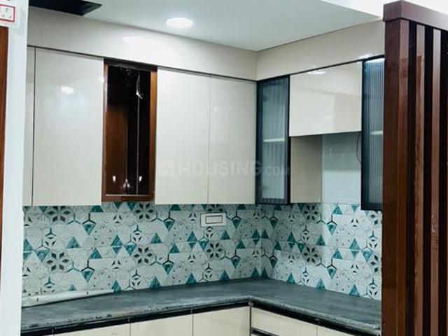 3 BHK Apartment in Sector 76 for resale Noida. The reference number is 20177301