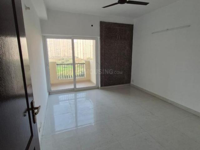 3 BHK Apartment in Sector 76 for resale Noida. The reference number is 20208019