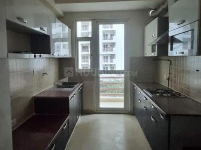 3 BHK Apartment in Sector 77 for rent Noida. The reference number is 20604453