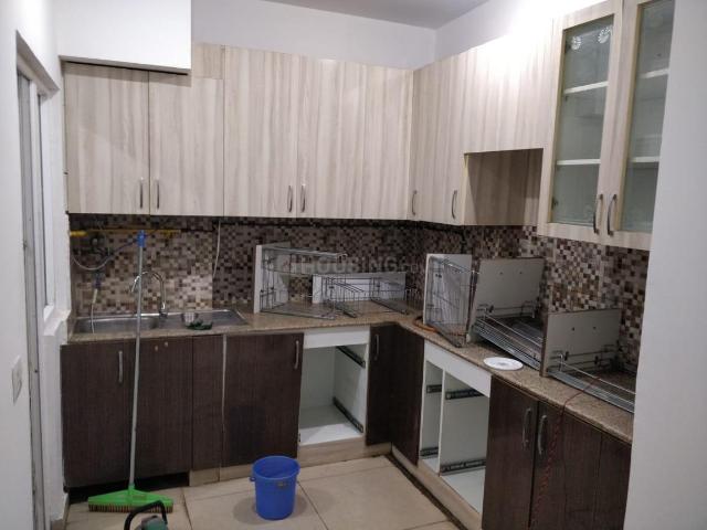 3 BHK Apartment in Sector 77 for rent Noida. The reference number is 20721967