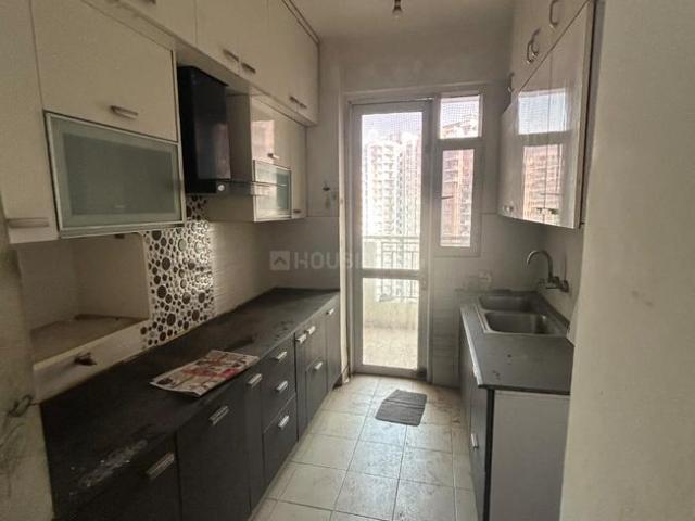 3 BHK Apartment in Sector 77 for rent Noida. The reference number is 20937637