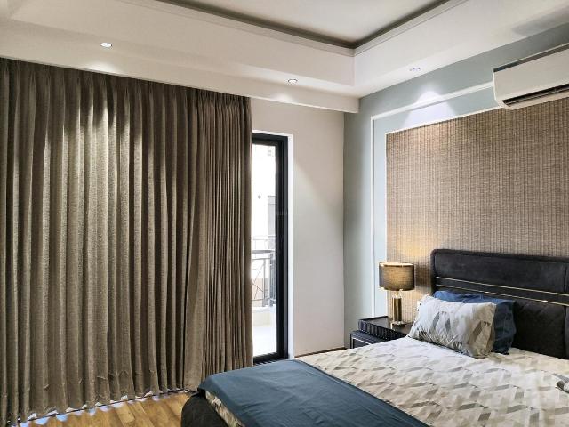 3 BHK Apartment in Sector 77 for rent Gurgaon. The reference number is 19467112