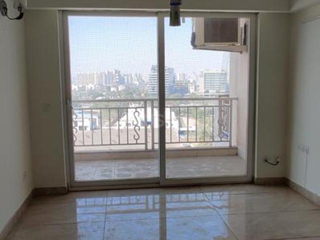 3 BHK Apartment in Sector 77 for rent Gurgaon. The reference number is 20575401