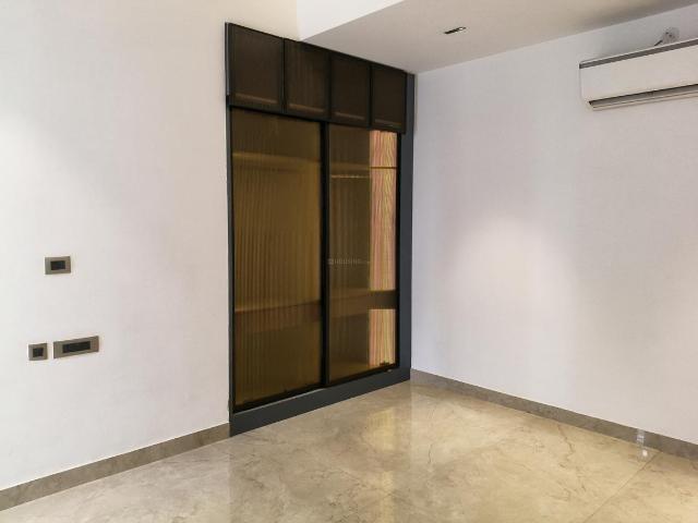 3 BHK Apartment in Sector 77 for rent Gurgaon. The reference number is 20575342