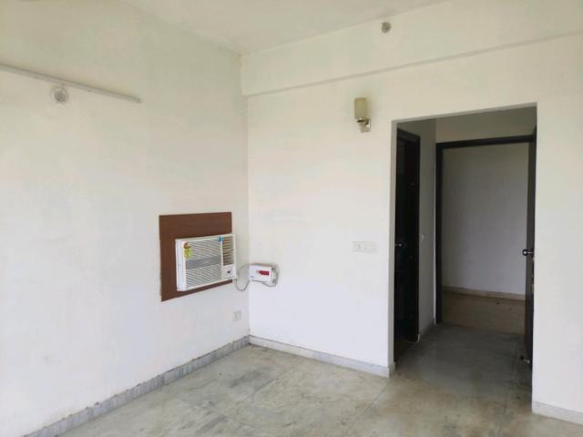 3 BHK Apartment in Sector 77 for rent Gurgaon. The reference number is 20918451