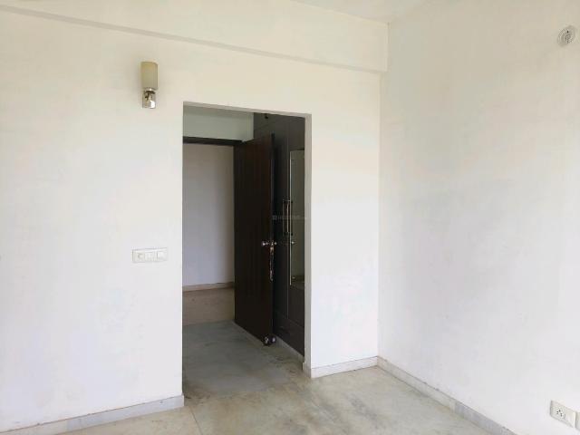 3 BHK Apartment in Sector 77 for rent Gurgaon. The reference number is 20918564
