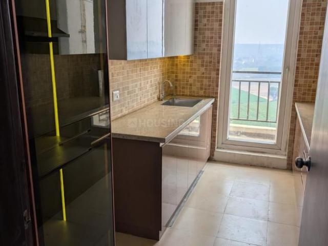3 BHK Apartment in Sector 77 for rent Gurgaon. The reference number is 20154077