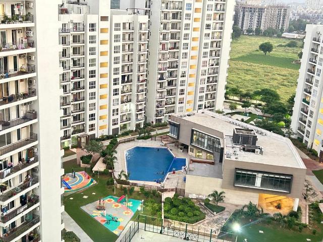 3 BHK Apartment in Sector 77 for rent Gurgaon. The reference number is 20154104