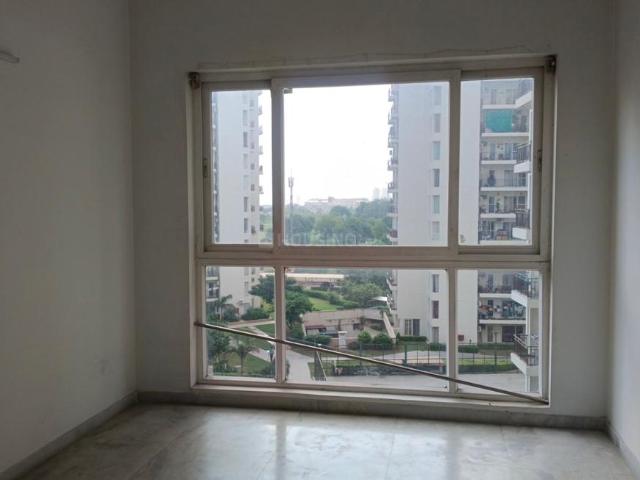 3 BHK Apartment in Sector 77 for resale Gurgaon. The reference number is 20935684