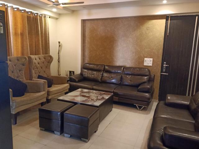 3 BHK Apartment in Sector 77 for resale Noida. The reference number is 17455316