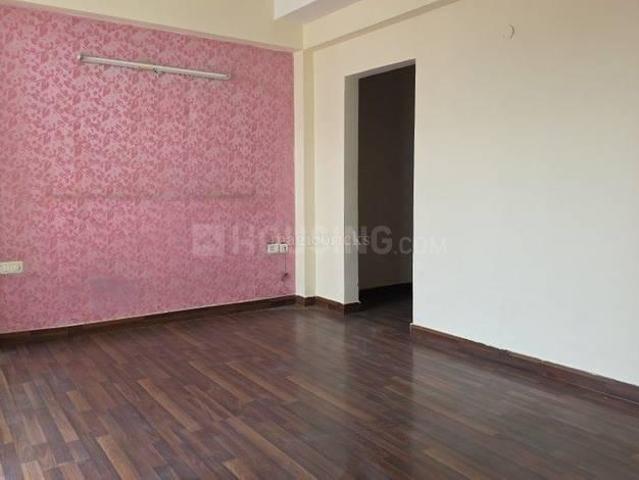 3 BHK Apartment in Sector 77 for resale Noida. The reference number is 18457322