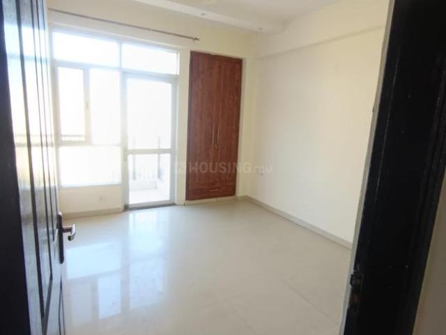 3 BHK Apartment in Sector 77 for resale Noida. The reference number is 19544191