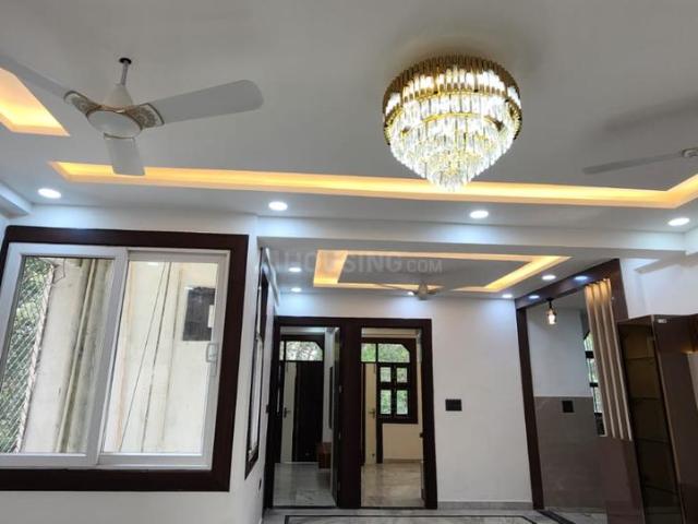 3 BHK Apartment in Sector 77 for resale Noida. The reference number is 20817096