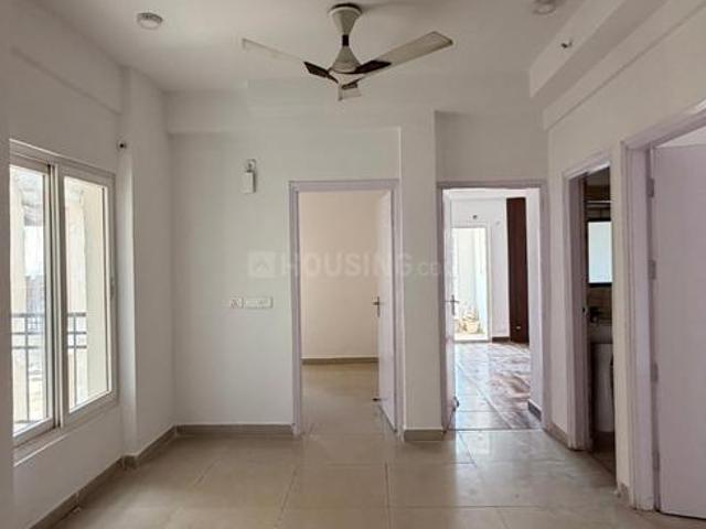 3 BHK Apartment in Sector 77 for resale Noida. The reference number is 20284001