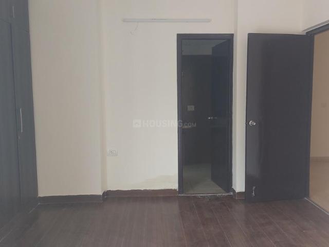 3 BHK Apartment in Sector 78 for rent Noida. The reference number is 20676430