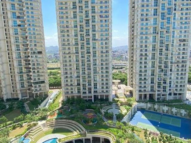3 BHK Apartment in Sector 78 for resale Noida. The reference number is 10978579