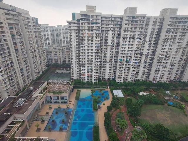 3 BHK Apartment in Sector 78 for resale Noida. The reference number is 15847687